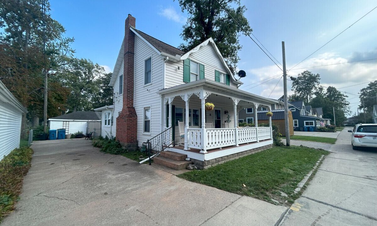 Photo of Outdoor in Huron