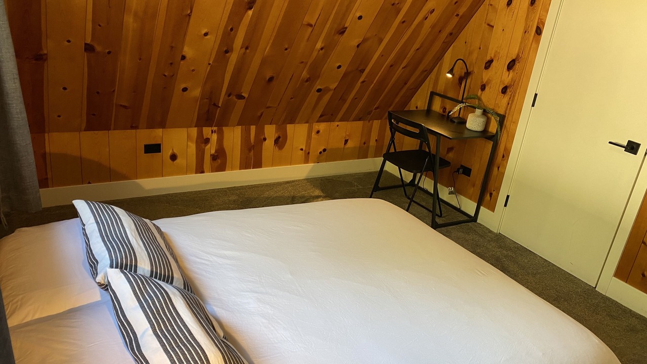 Photo of Bedroom in Pender Island