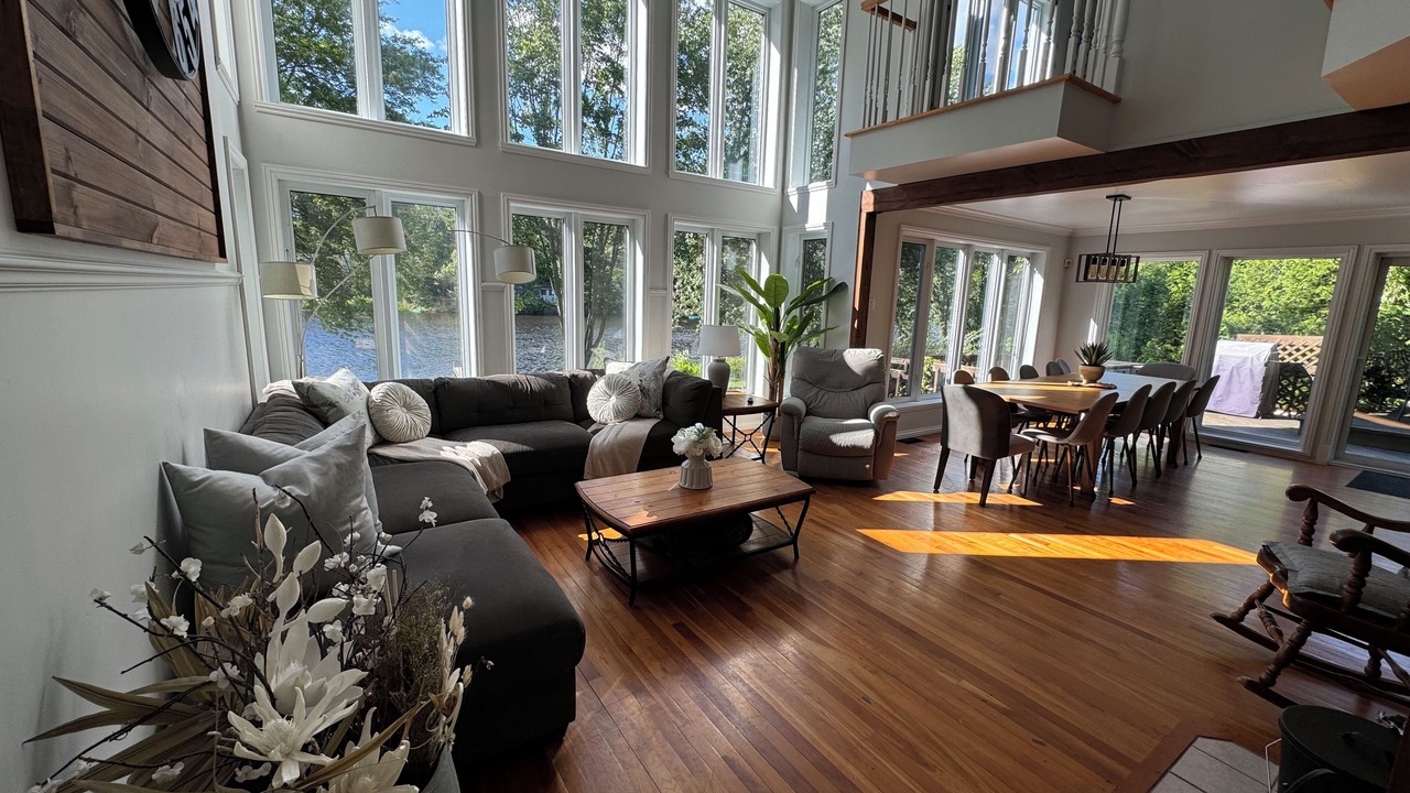 Photo of Livingroom in Saint-Jean-de-Matha