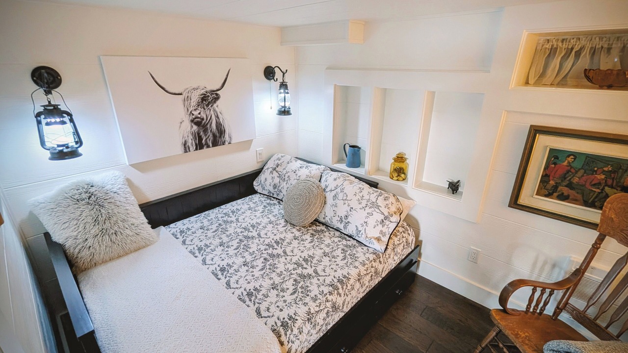 Photo of Bedroom in Granthams Landing
