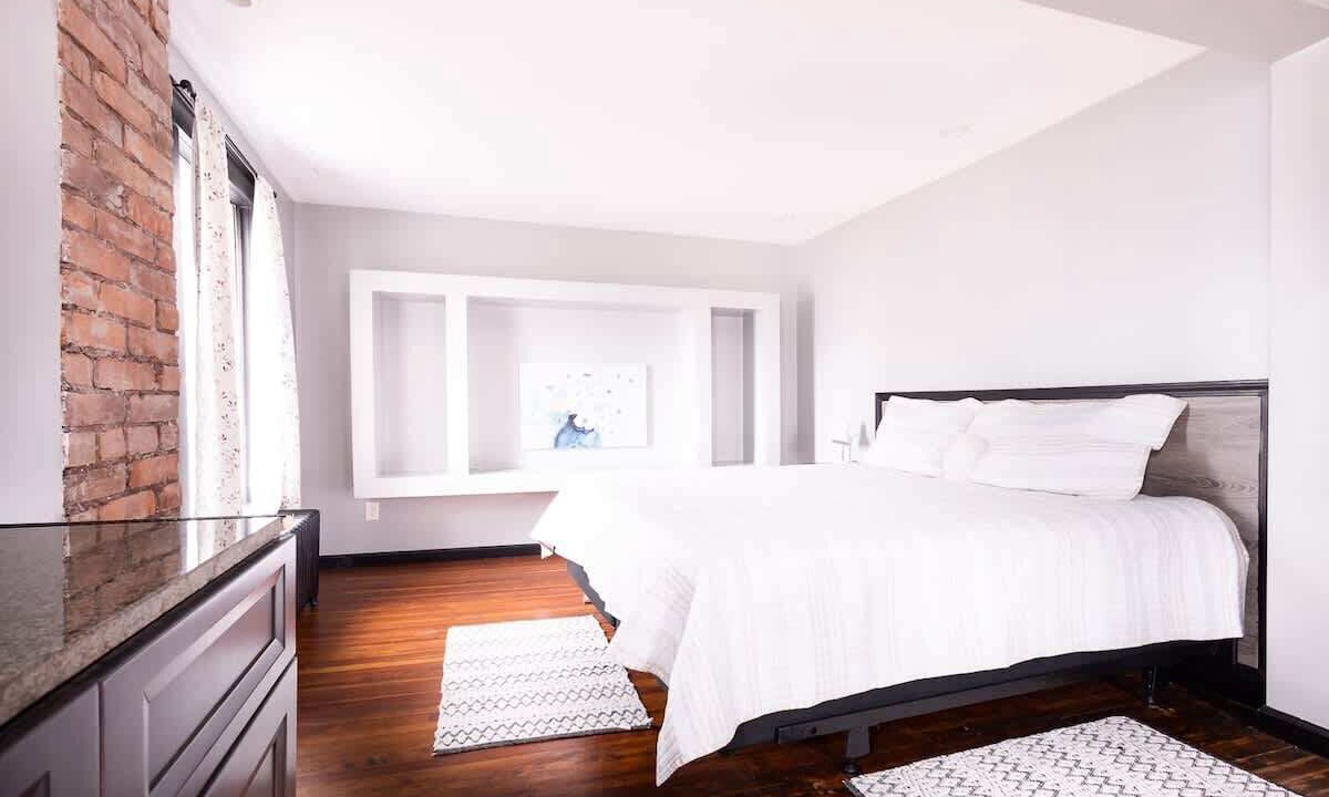 Photo of Bedroom in Niagara Falls