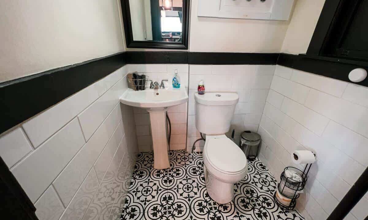 Photo of Bathroom in Niagara Falls