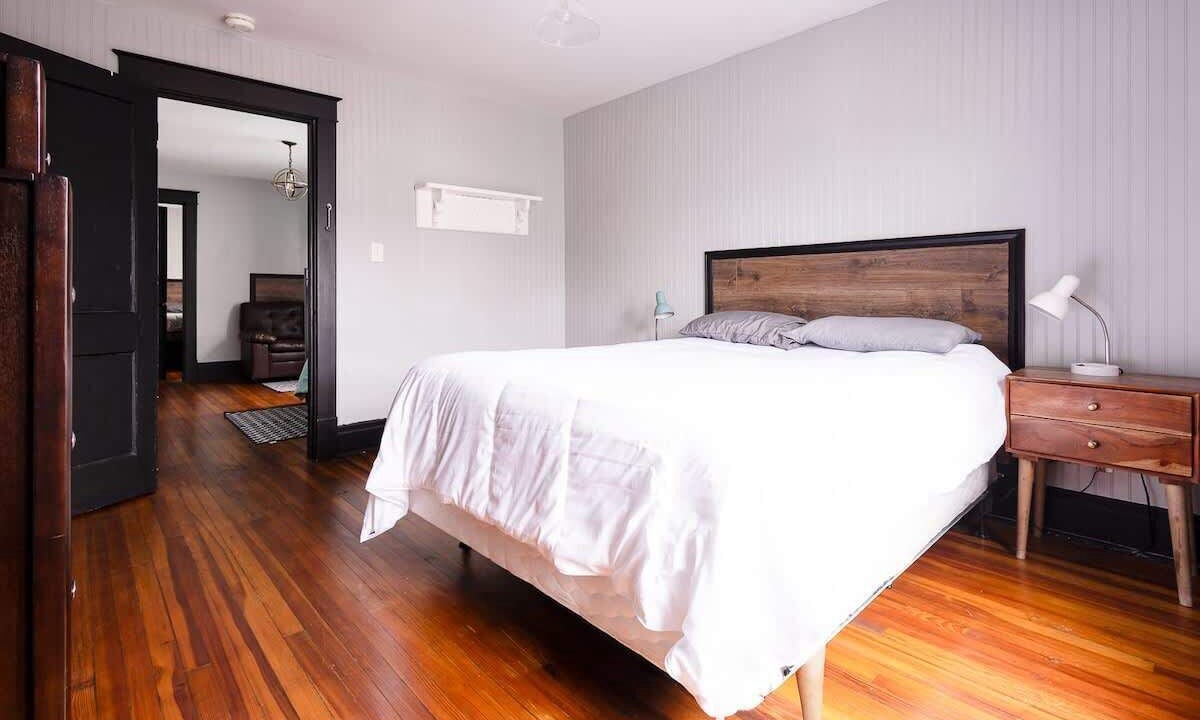 Photo of Bedroom in Niagara Falls