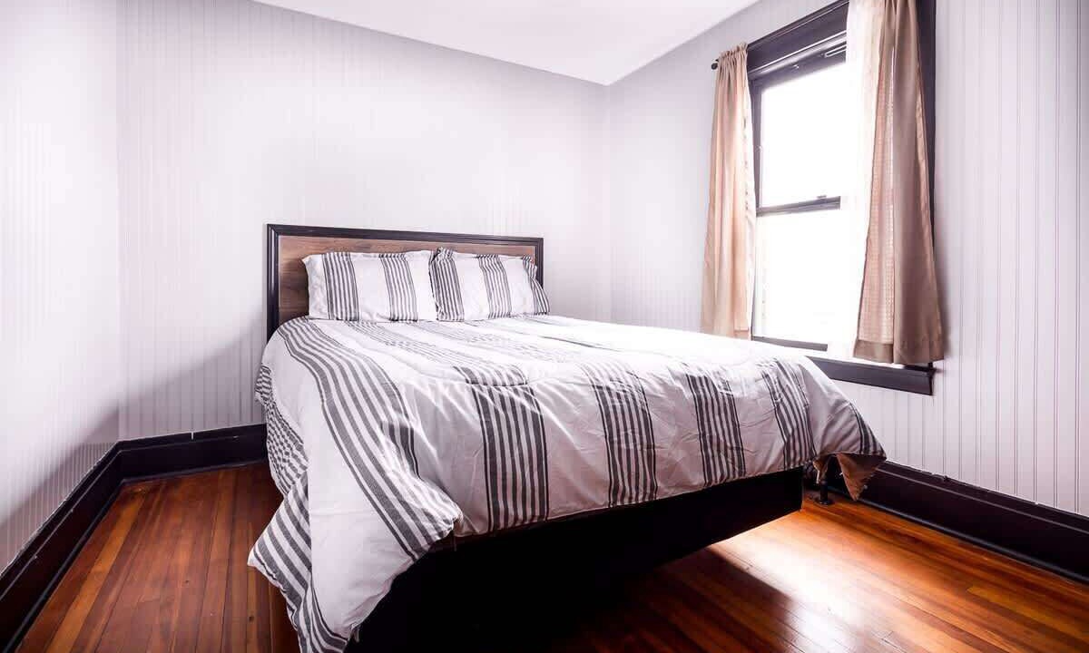 Photo of Bedroom in Niagara Falls