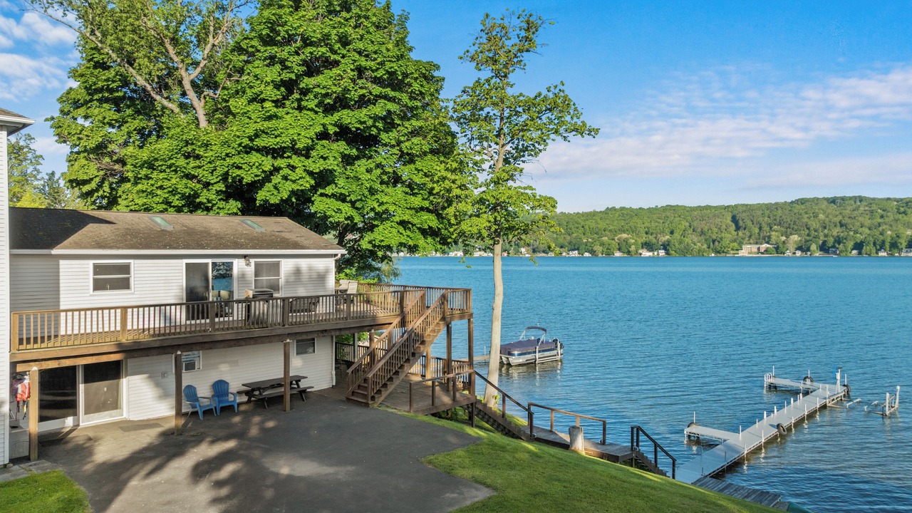 Photo of Patio Balcony in Penn Yan