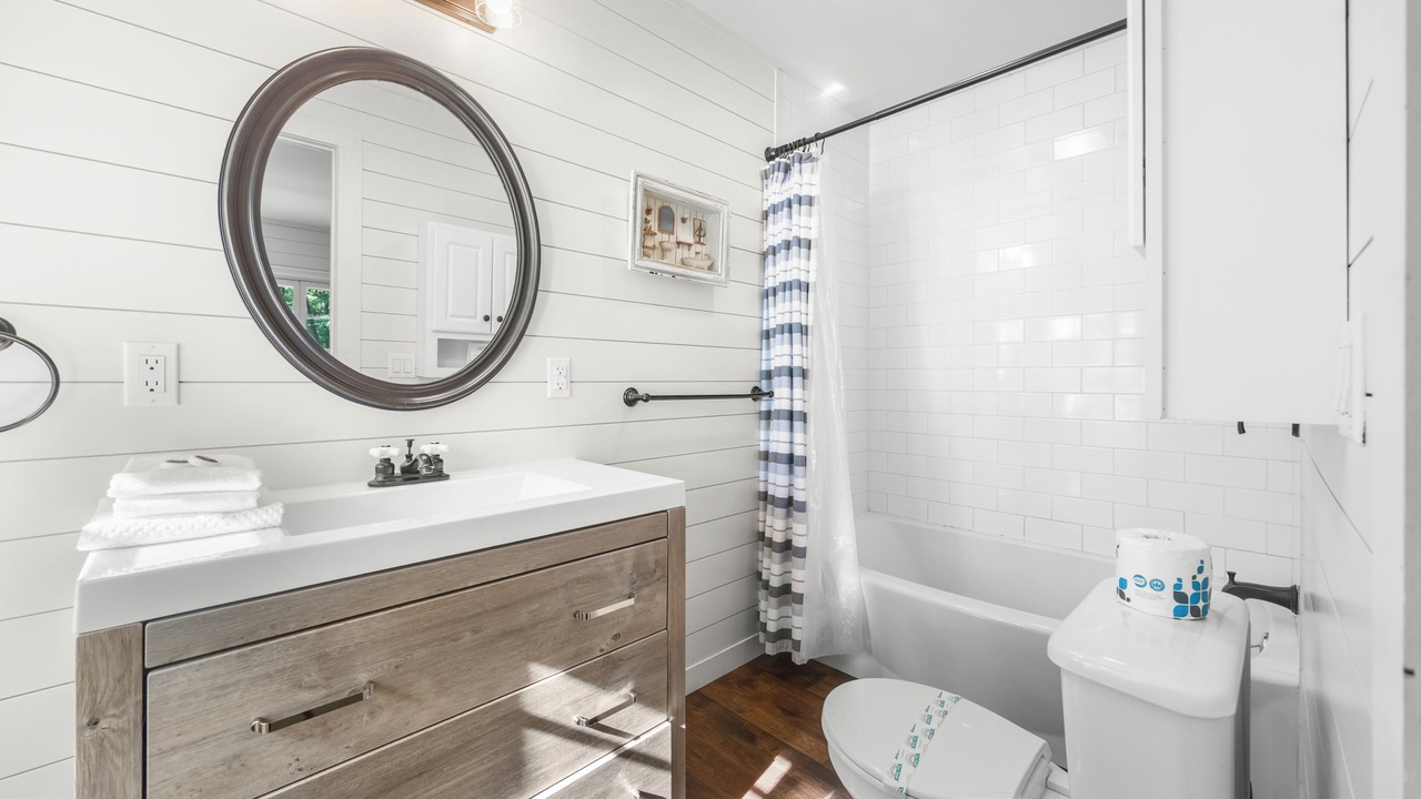 Photo of Bathroom in Grange Landing