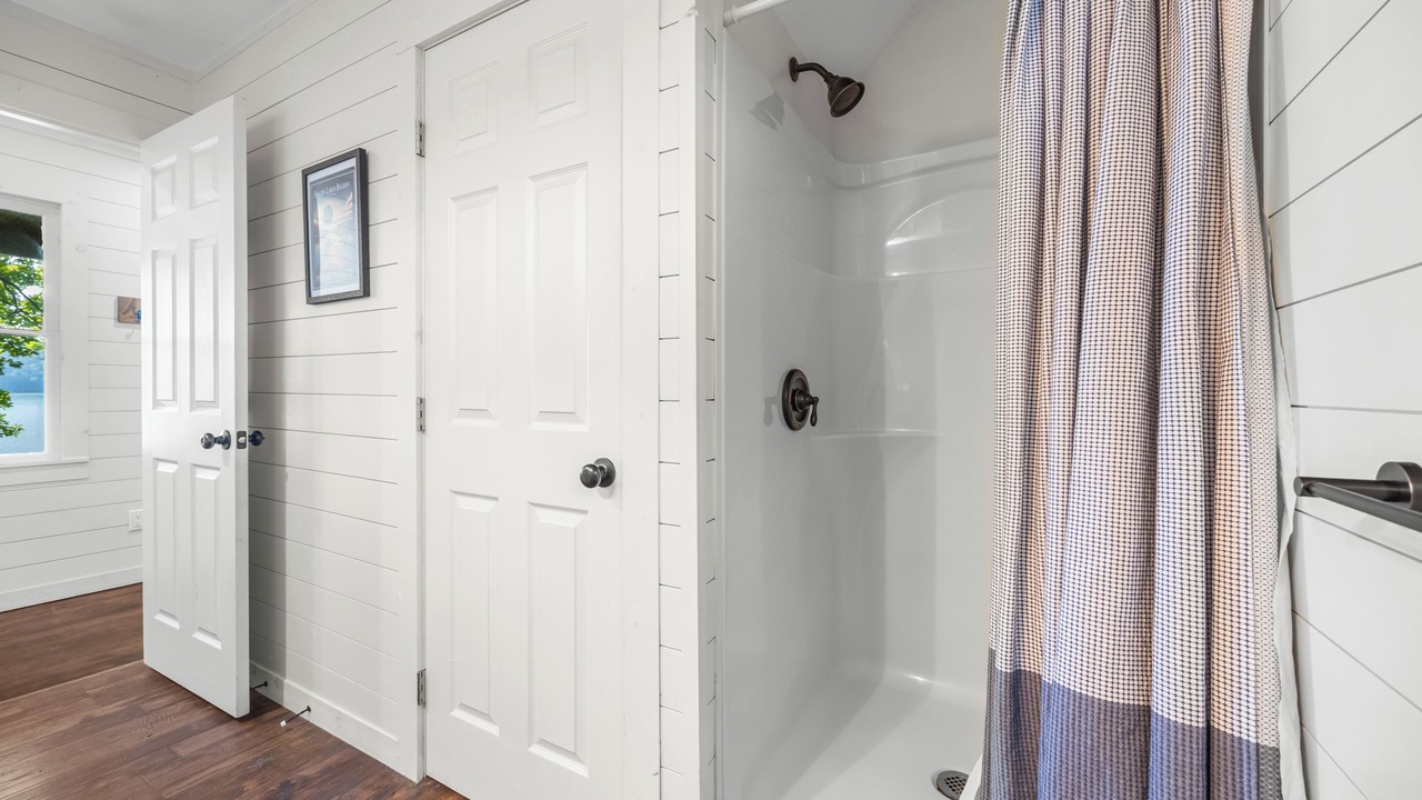 Photo of Bathroom in Grange Landing
