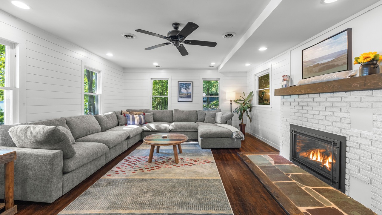 Photo of Livingroom in Grange Landing