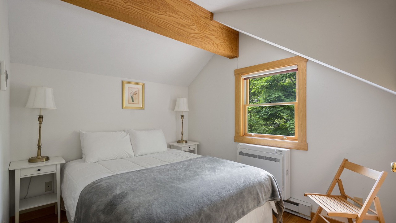 Photo of Bedroom in Skaneateles