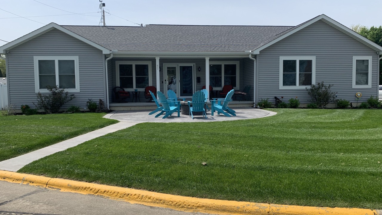 Photo of Outdoor in Huron