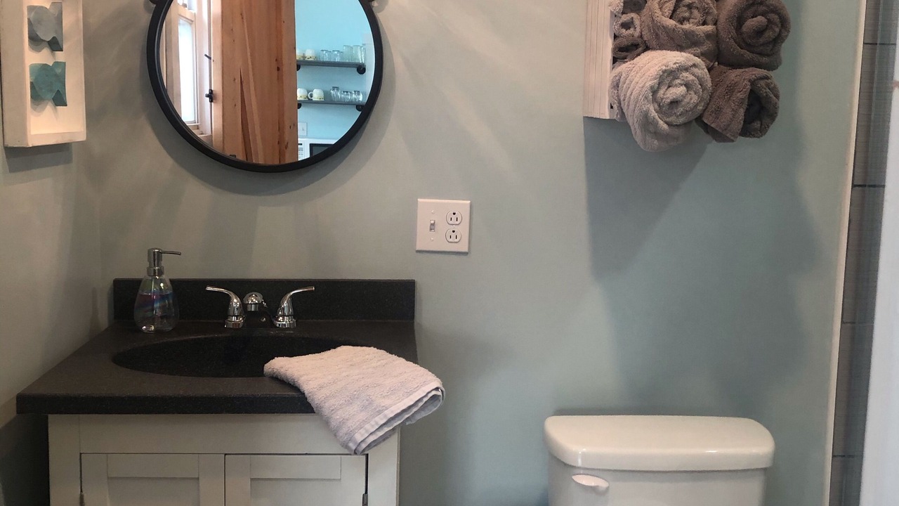 Photo of Bathroom in Geneva-on-the-Lake