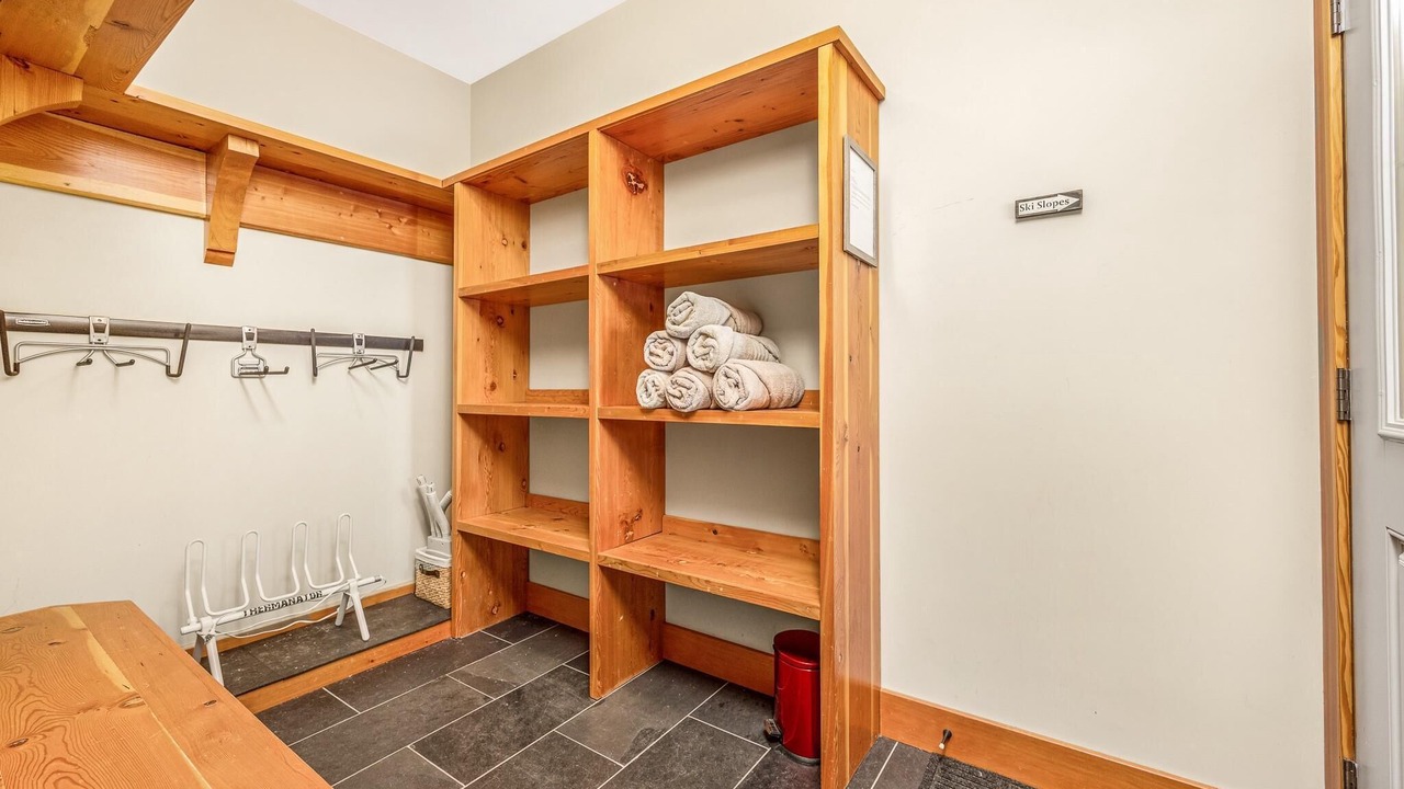 Photo of Bedroom in Silver Star Mountain