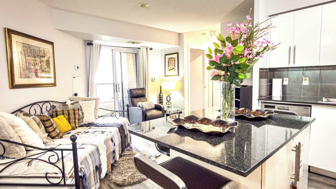 Photo of Livingroom in Downtown Mississauga