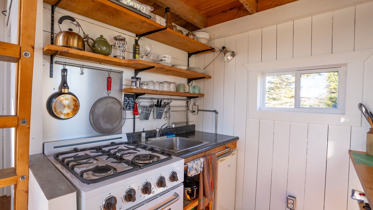 Photo of Kitchen in Lunenburg County