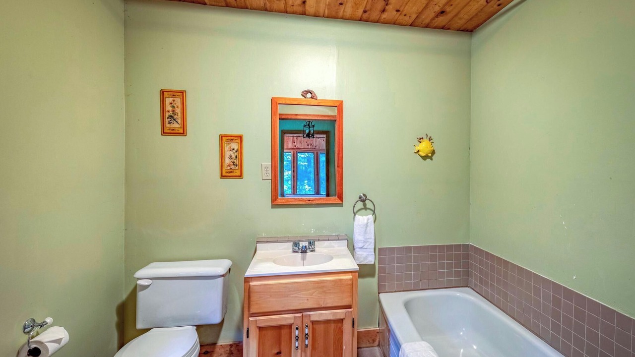 Photo of Bathroom in Minett