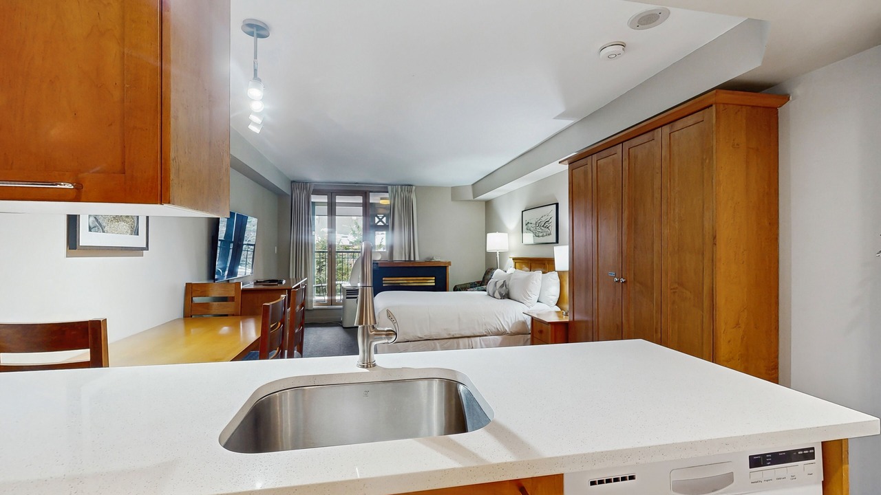 Photo of Bedroom in Whistler Village