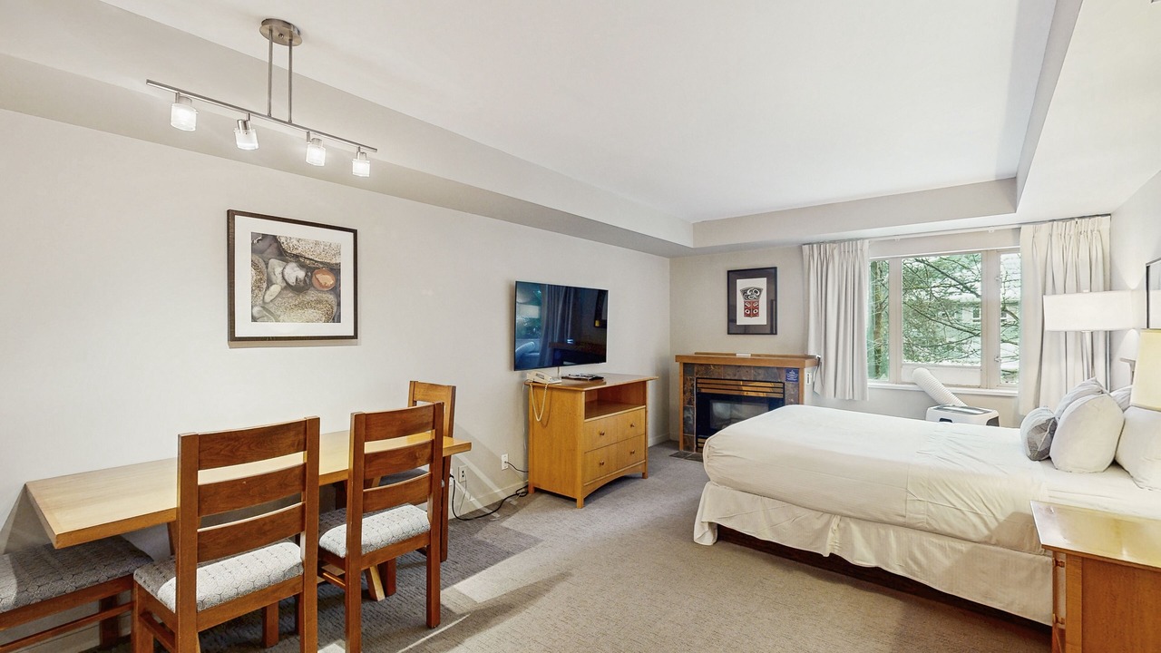 Photo of Bedroom in Whistler Village