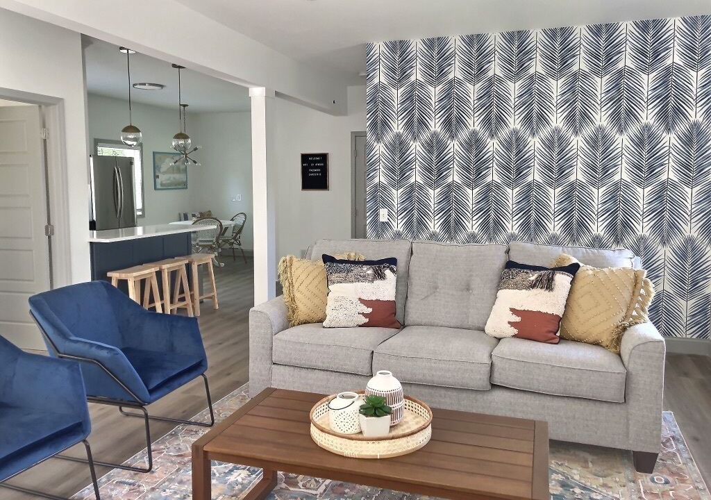 Photo of Livingroom in Huron