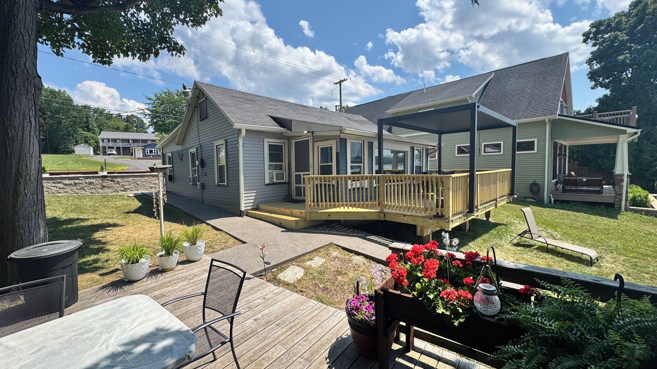 Photo of Outdoor in Livonia