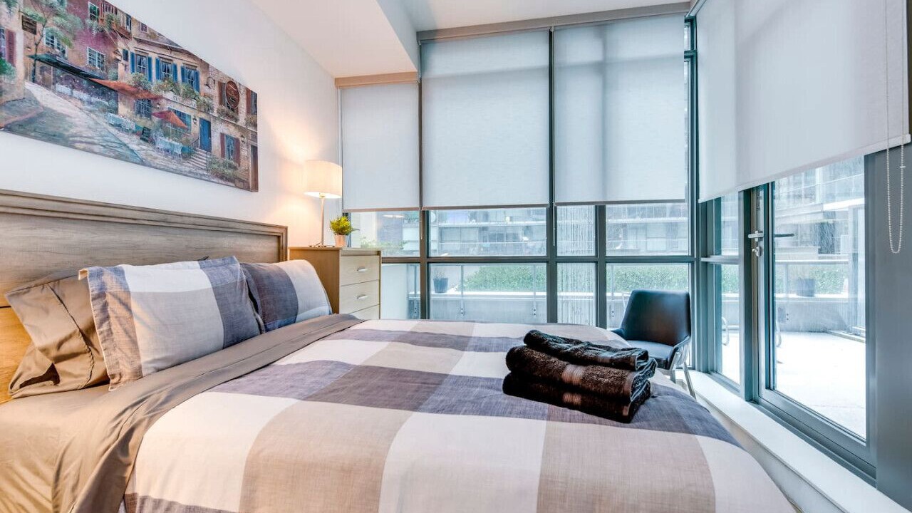 Photo of Bedroom in Toronto Entertainment District
