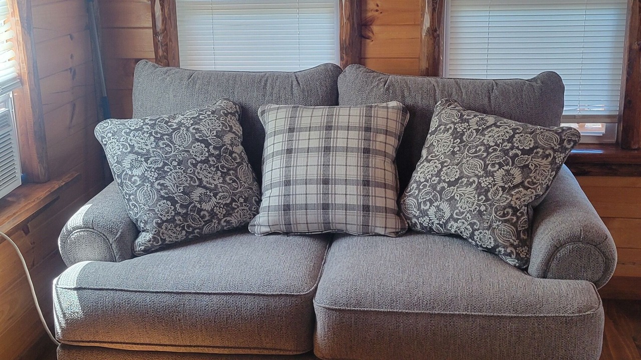 Photo of Livingroom in Ashtabula