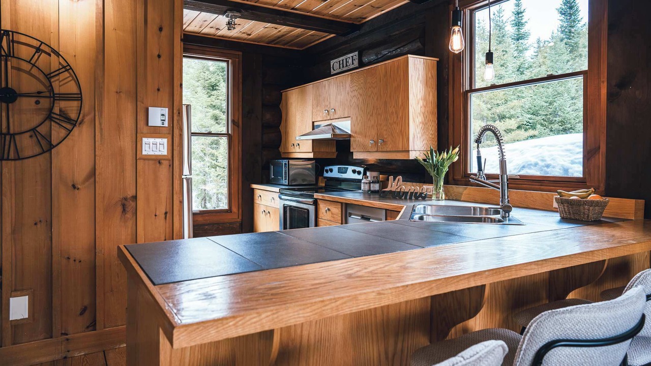 Photo of Kitchen in Lac Superieur Village