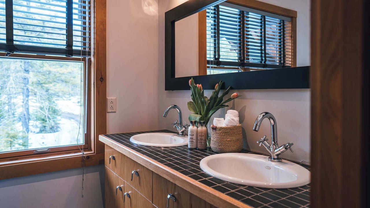 Photo of Bathroom in Lac Superieur Village