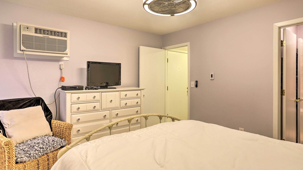 Photo of Bedroom in Port Clinton