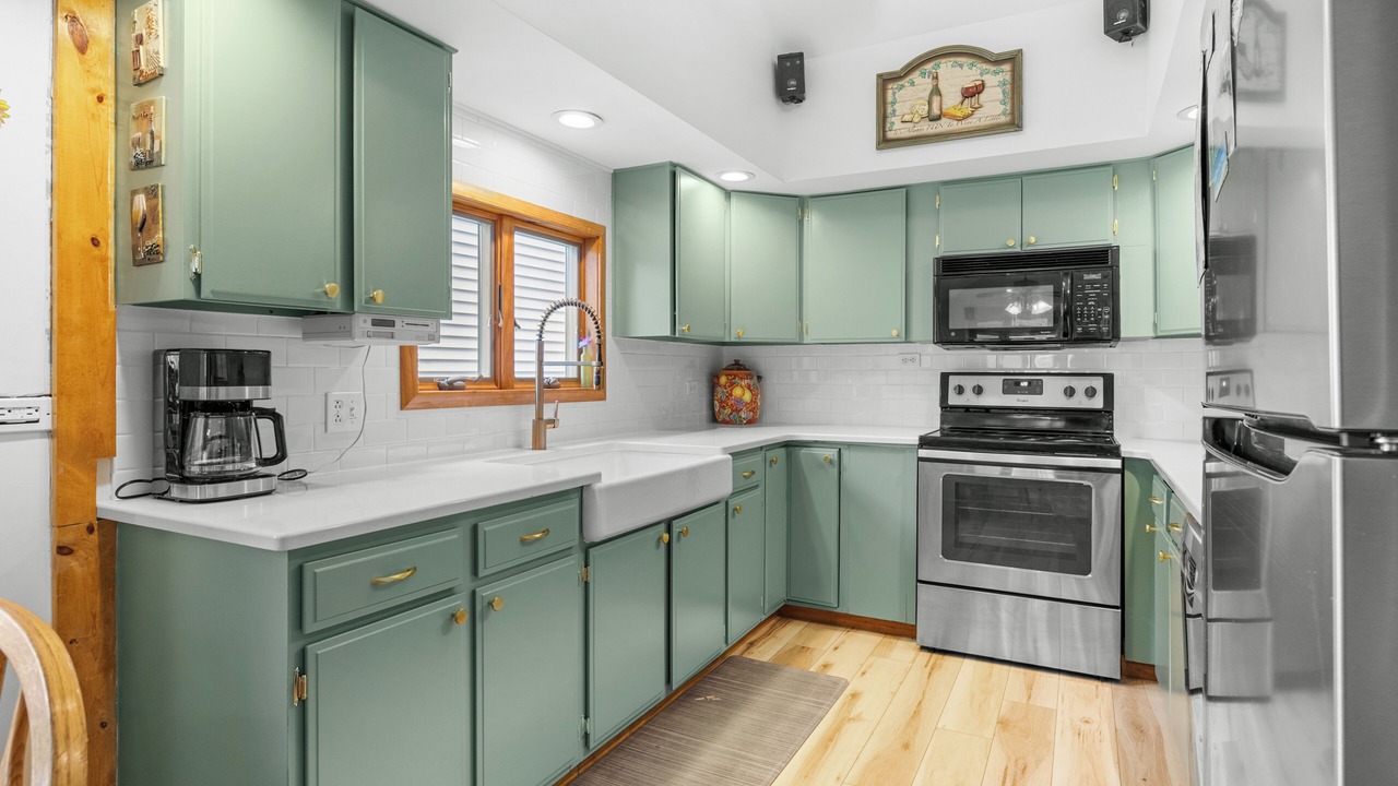 Photo of Kitchen in Town of Torrey