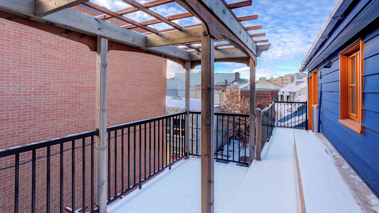 Photo of Patio Balcony in Centre-Ville
