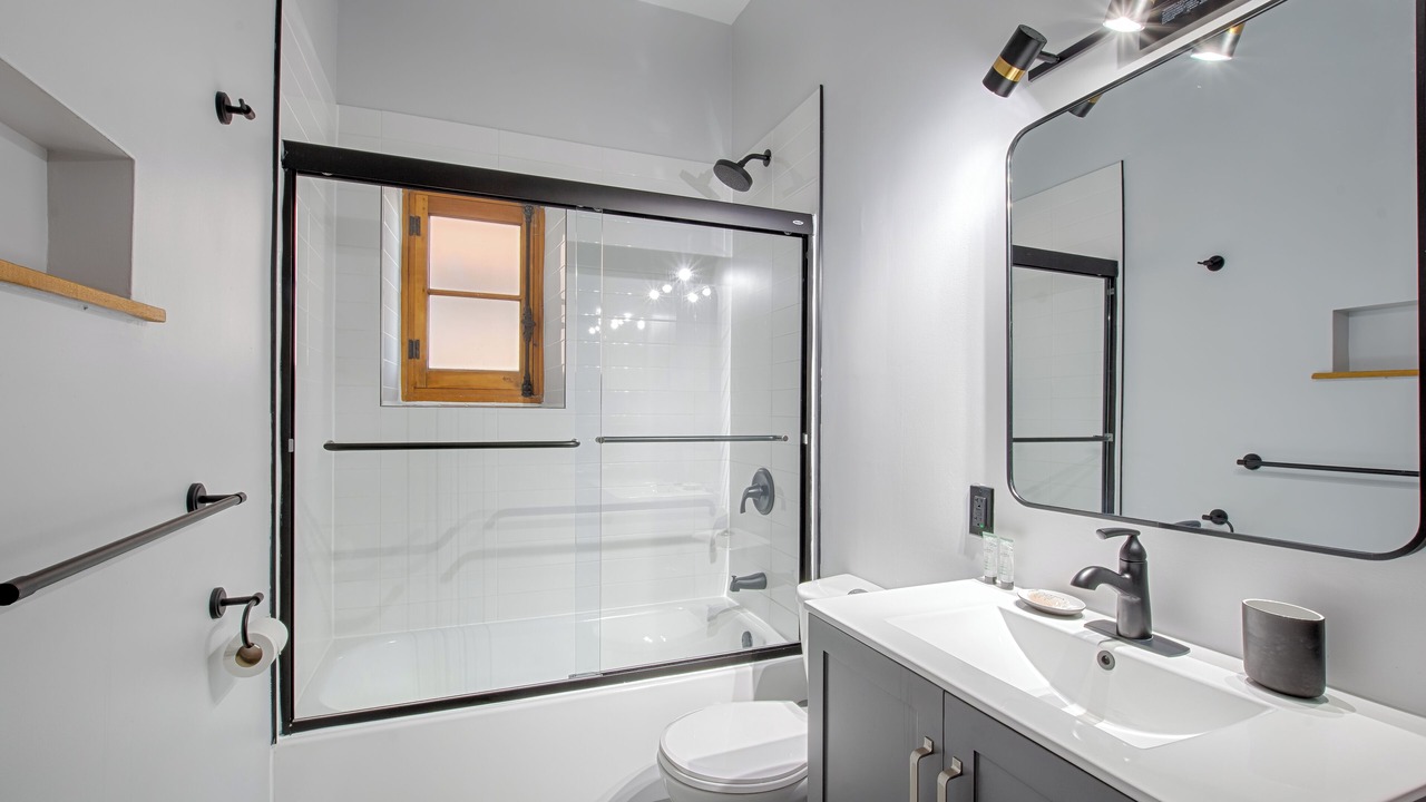 Photo of Bathroom in Centre-Ville