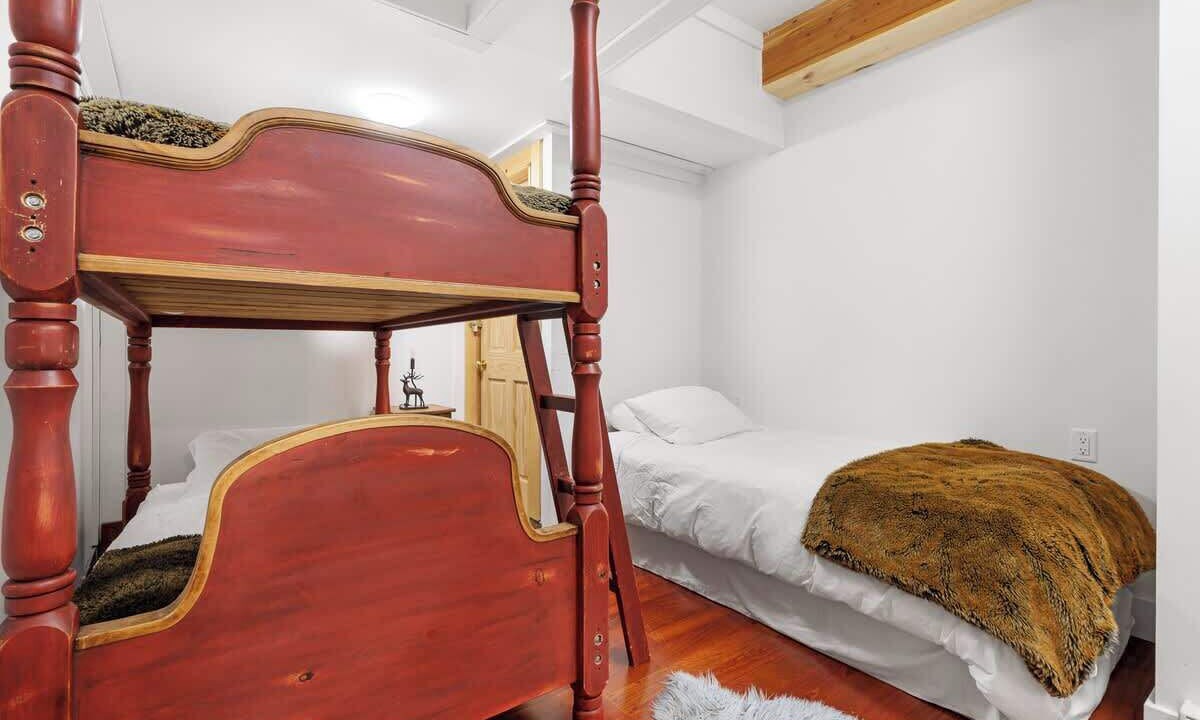 Photo of Bedroom in Blueberry Hill