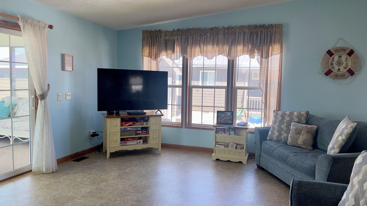 Photo of Livingroom in Oak Harbor