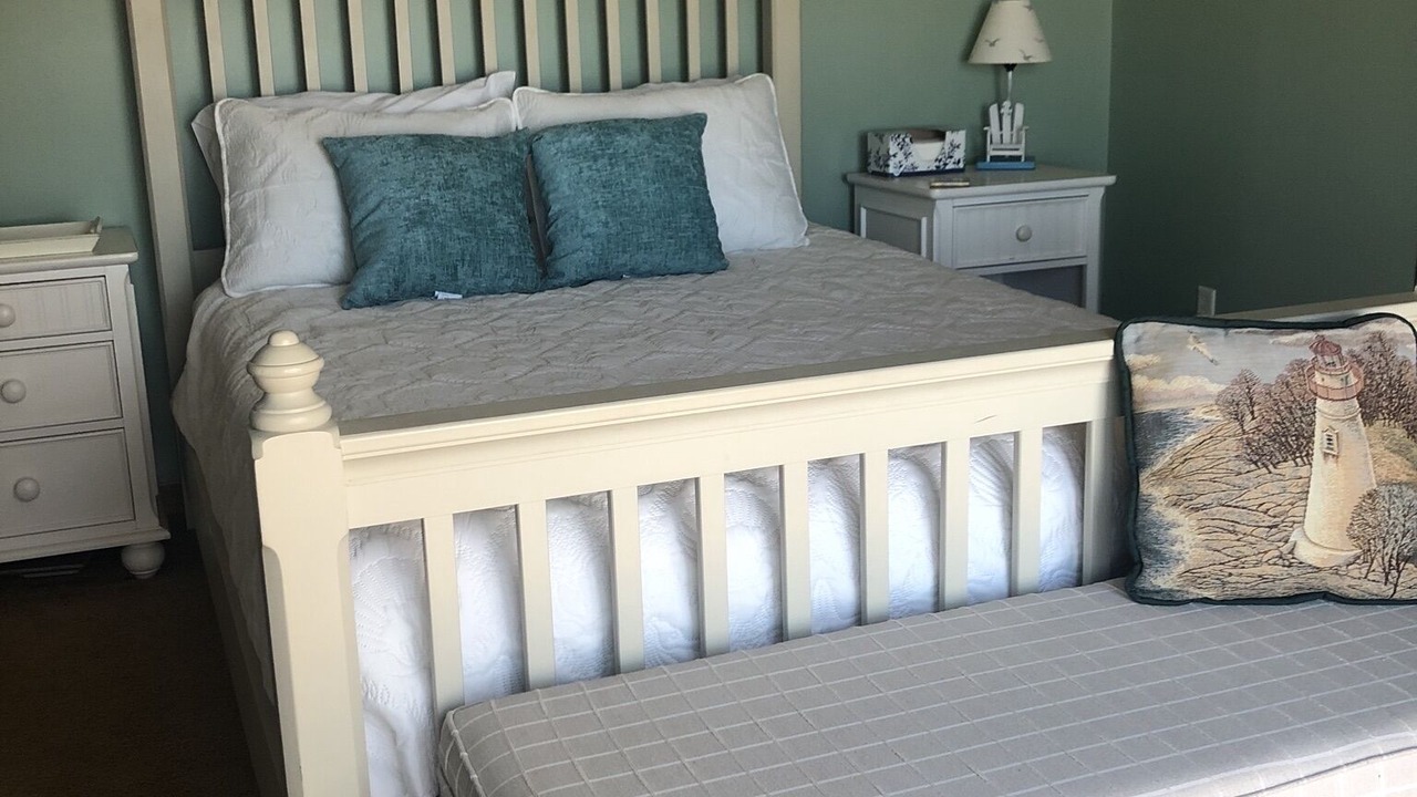 Photo of Bedroom in Oak Harbor