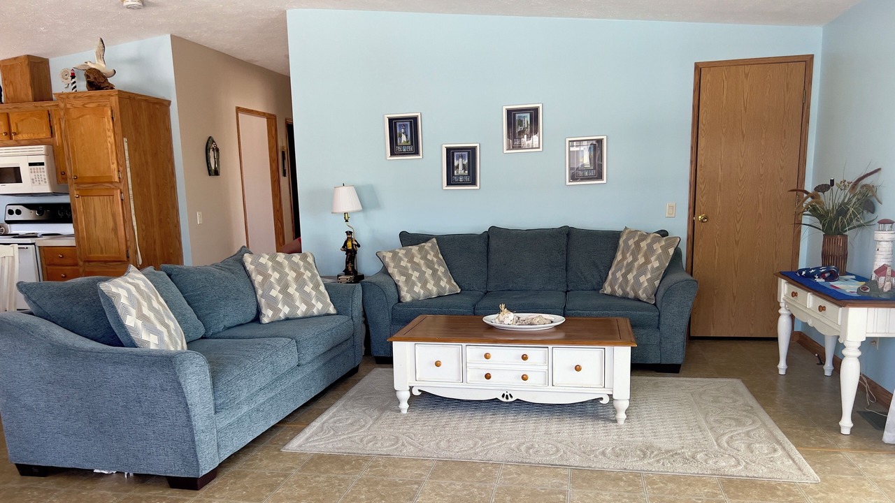 Photo of Livingroom in Oak Harbor