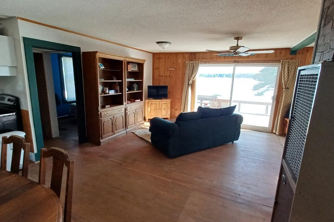Photo of Livingroom in Sears
