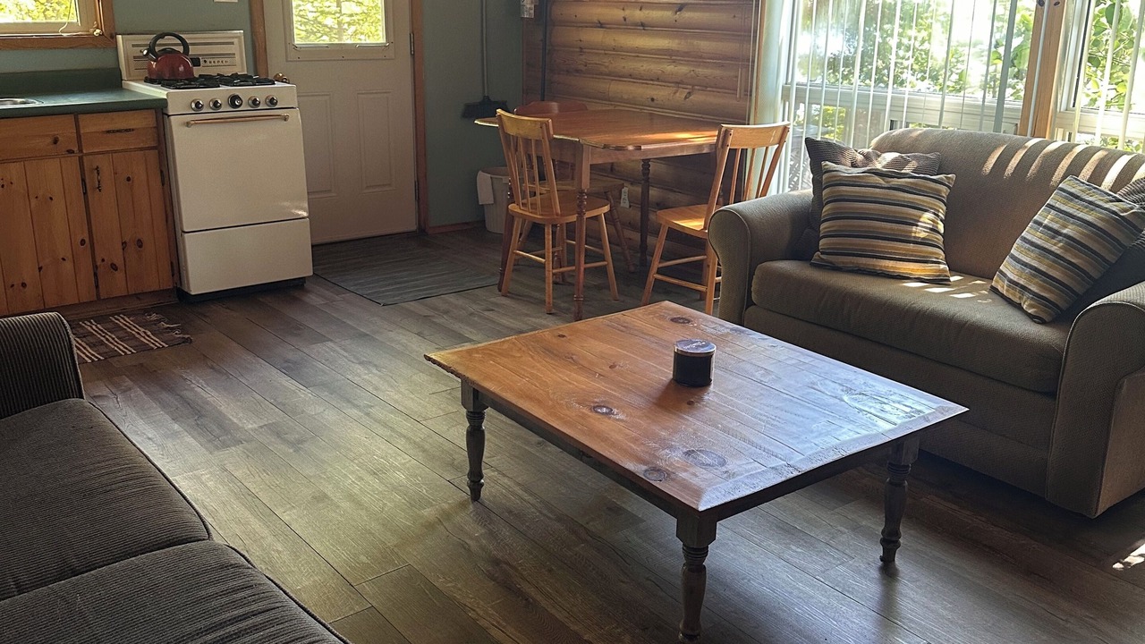 Photo of Livingroom in Kenora
