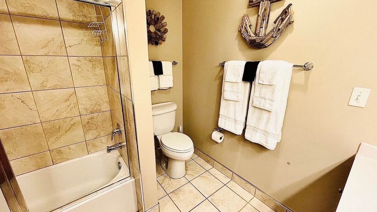 Photo of Bathroom in Sandusky