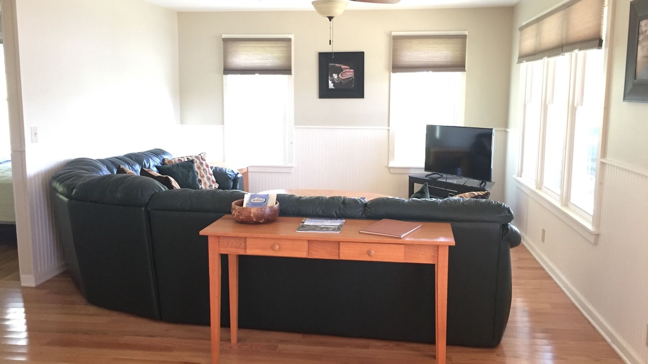 Photo of Livingroom in Penn Yan