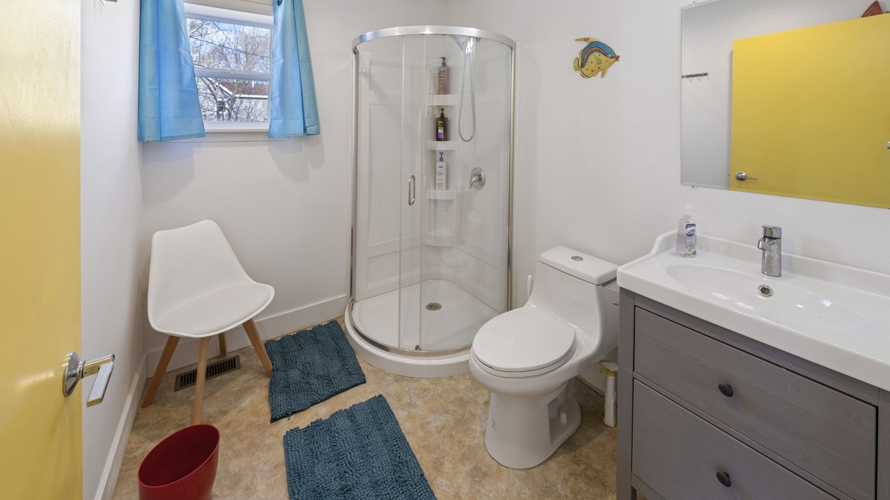 Photo of Bathroom in Huron