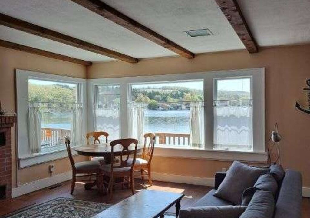 Photo of Livingroom in Cohocton