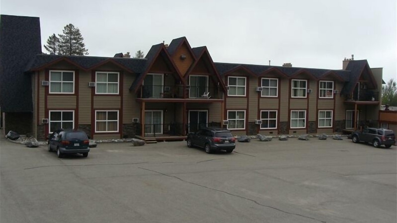 Photo of Others in East Kootenay