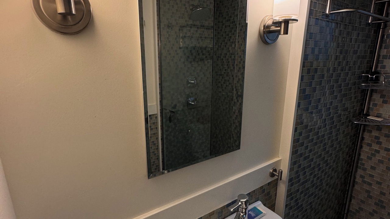 Photo of Bathroom in Lakeside