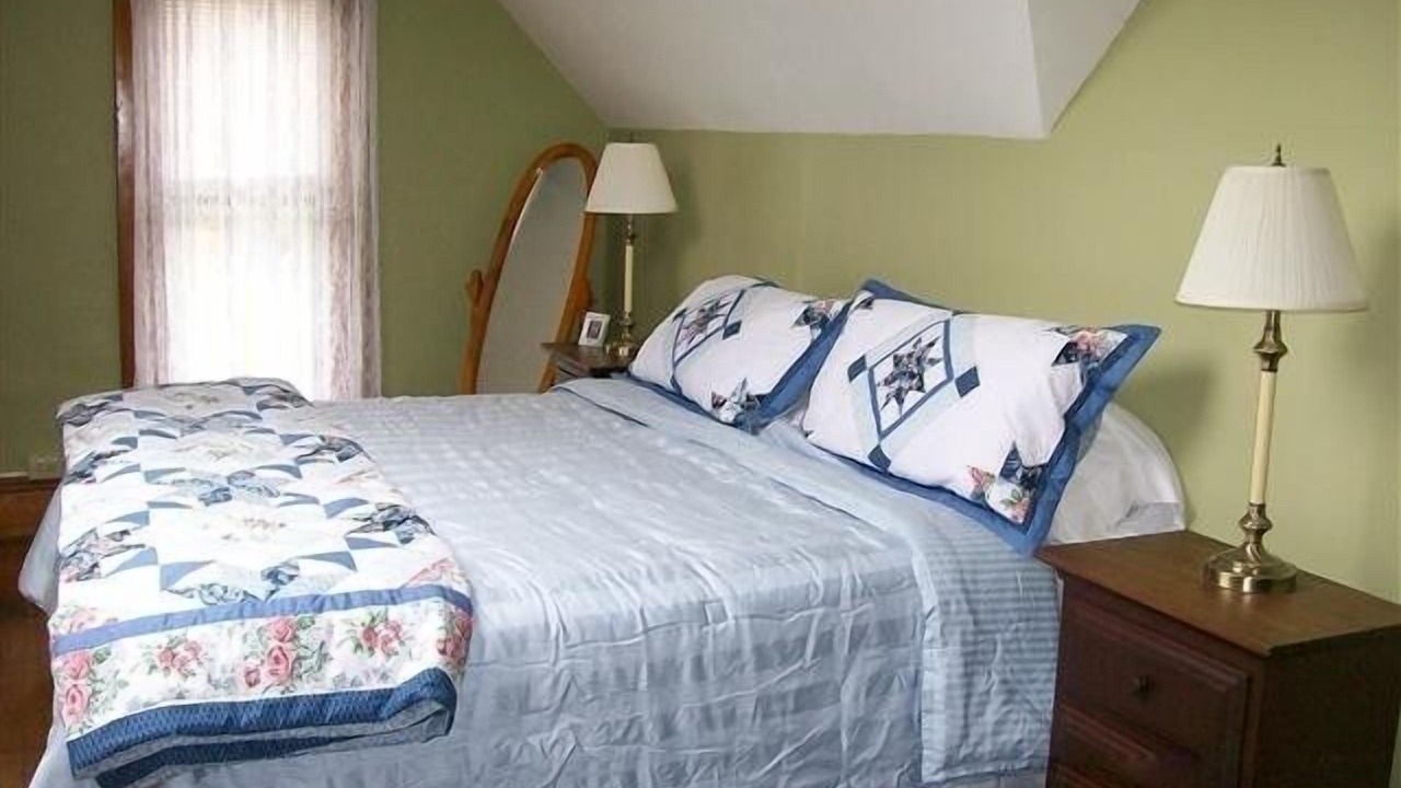 Photo of Bedroom in Great Valley