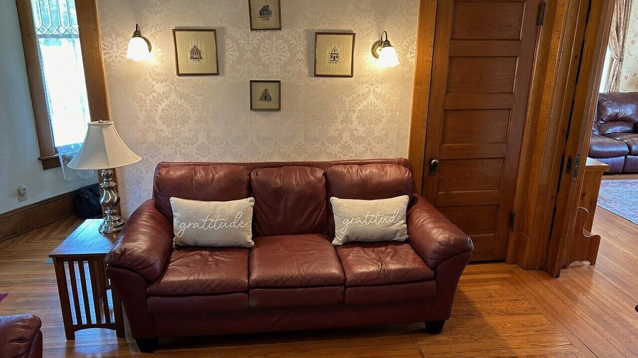 Photo of Livingroom in Great Valley