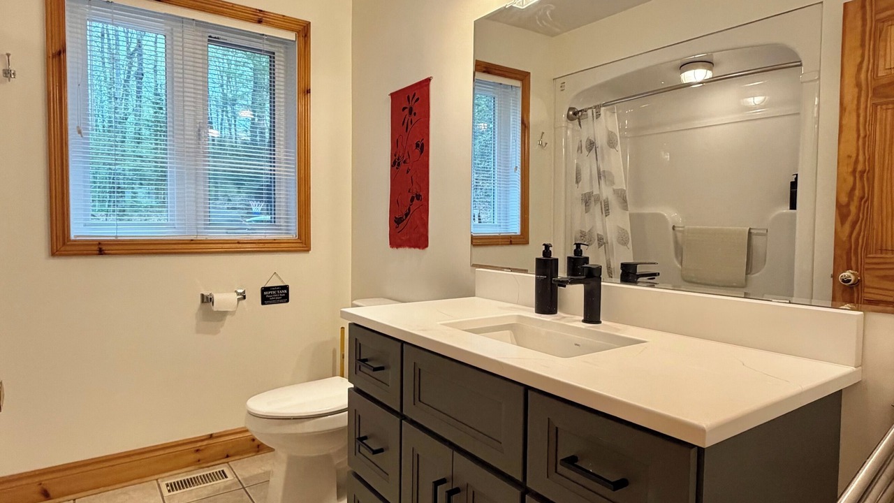 Photo of Bathroom in Dysart et al