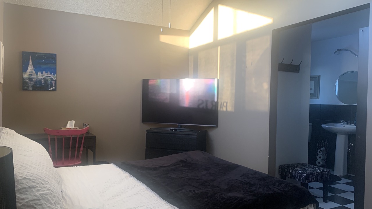 Photo of Bedroom in Leduc County