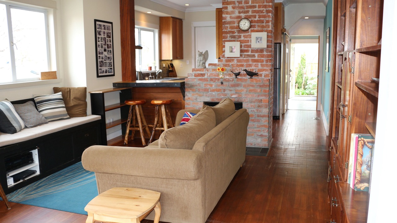 Photo of Livingroom in East Side