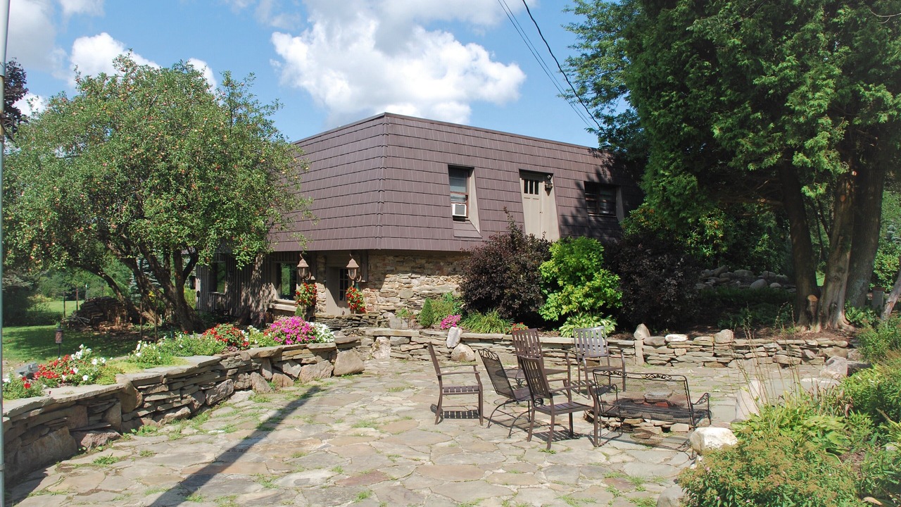 Photo of Outdoor in Erie County