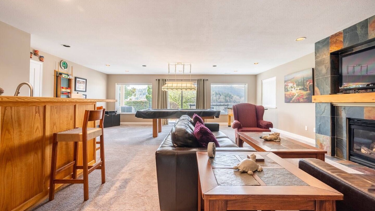 Photo of Livingroom in Port Moody